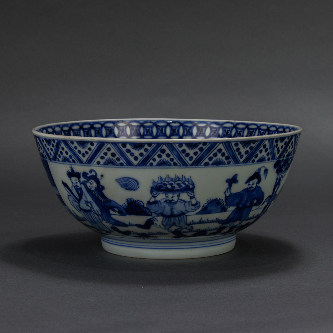 Appraisal: VIETNAMESE BLEU DE HUE BOWL Vietnamese bleu de Hue bowl