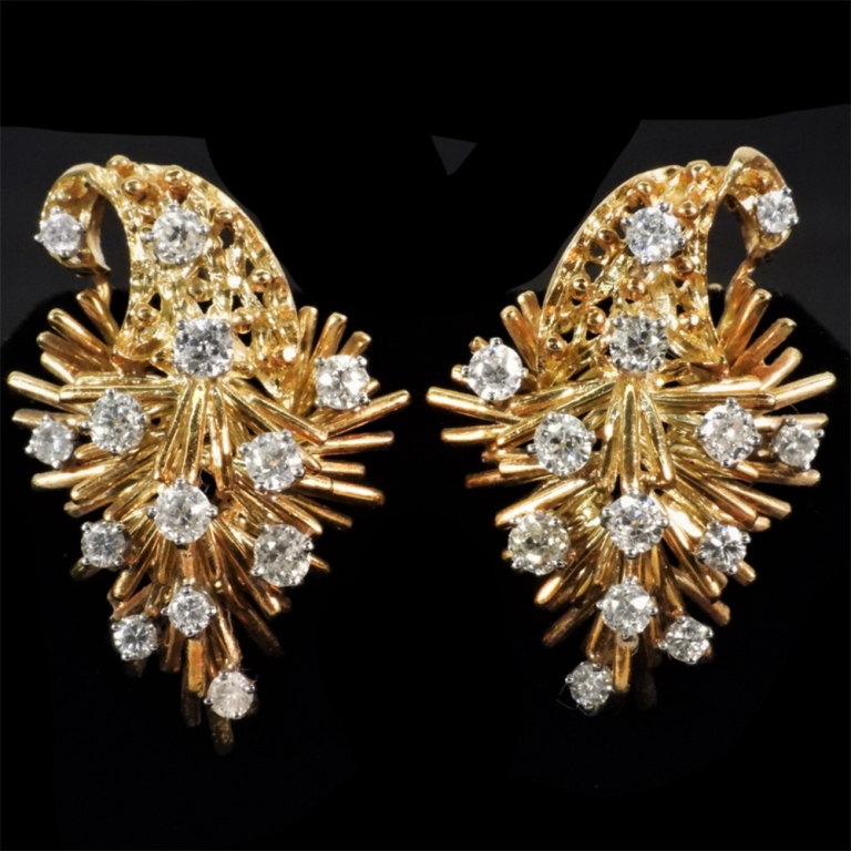 Appraisal: K GOLD CT DIAMOND SPRAY EARRINGS diamonds old mine and