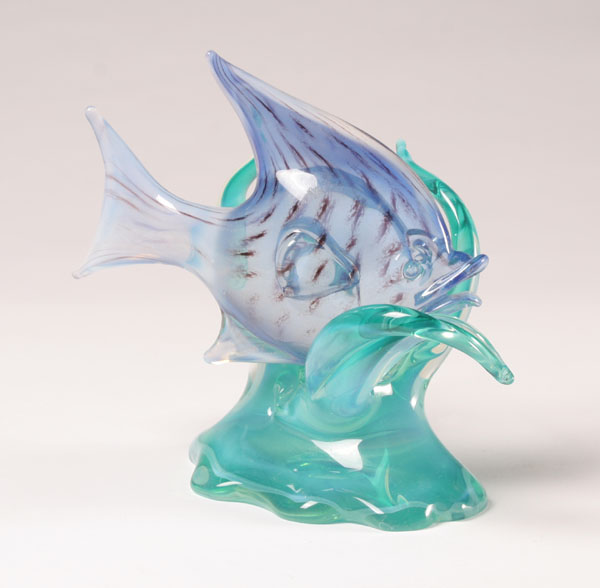 Appraisal: Vetreria Archimede Seguso Polveri internally decorated fish on opaline wave