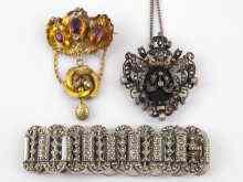 Appraisal: A mixed lot comprising an antique white and yellow metal