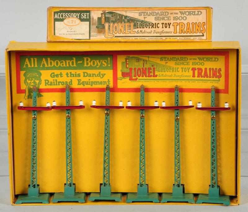 Appraisal: Lionel No Telegraph Accessory Set Description American Standard gauge Set