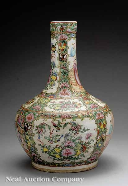 Appraisal: A Chinese Export Porcelain Famille Rose Bottle Vase th c