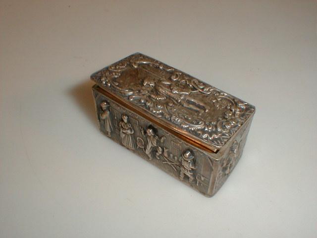 Appraisal: Late Victorian rectangular silver snuff box with repouss decoration of