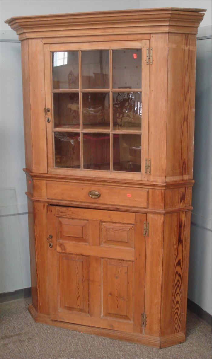 Appraisal: Yellow pine th c corner cupboard piece probably one pc