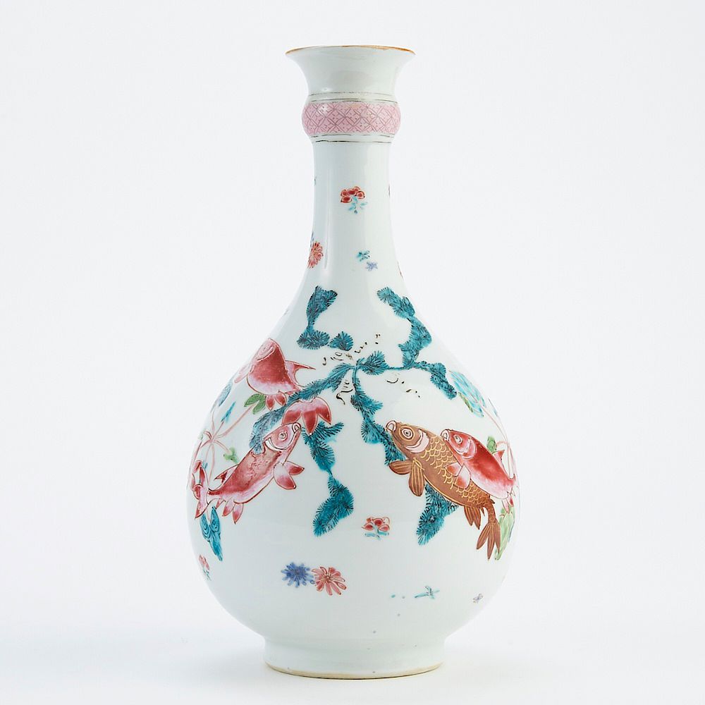 Appraisal: Chinese Famille Rose Yongzheng Porcelain Vase A stunning th century