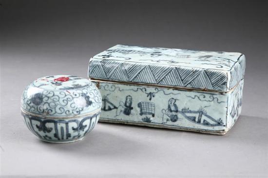 Appraisal: TWO COVERED BOXES China late th-early th century ceramic Pale