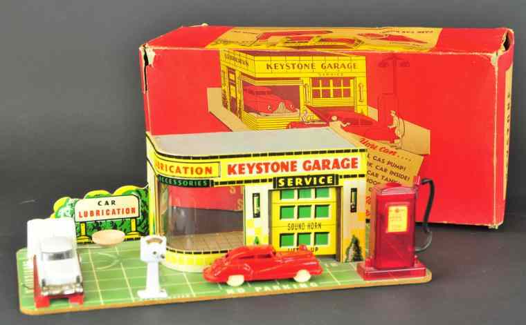 Appraisal: KEYSTONE SERVICE STATION PLAYSET Boxed set depicts garage with service