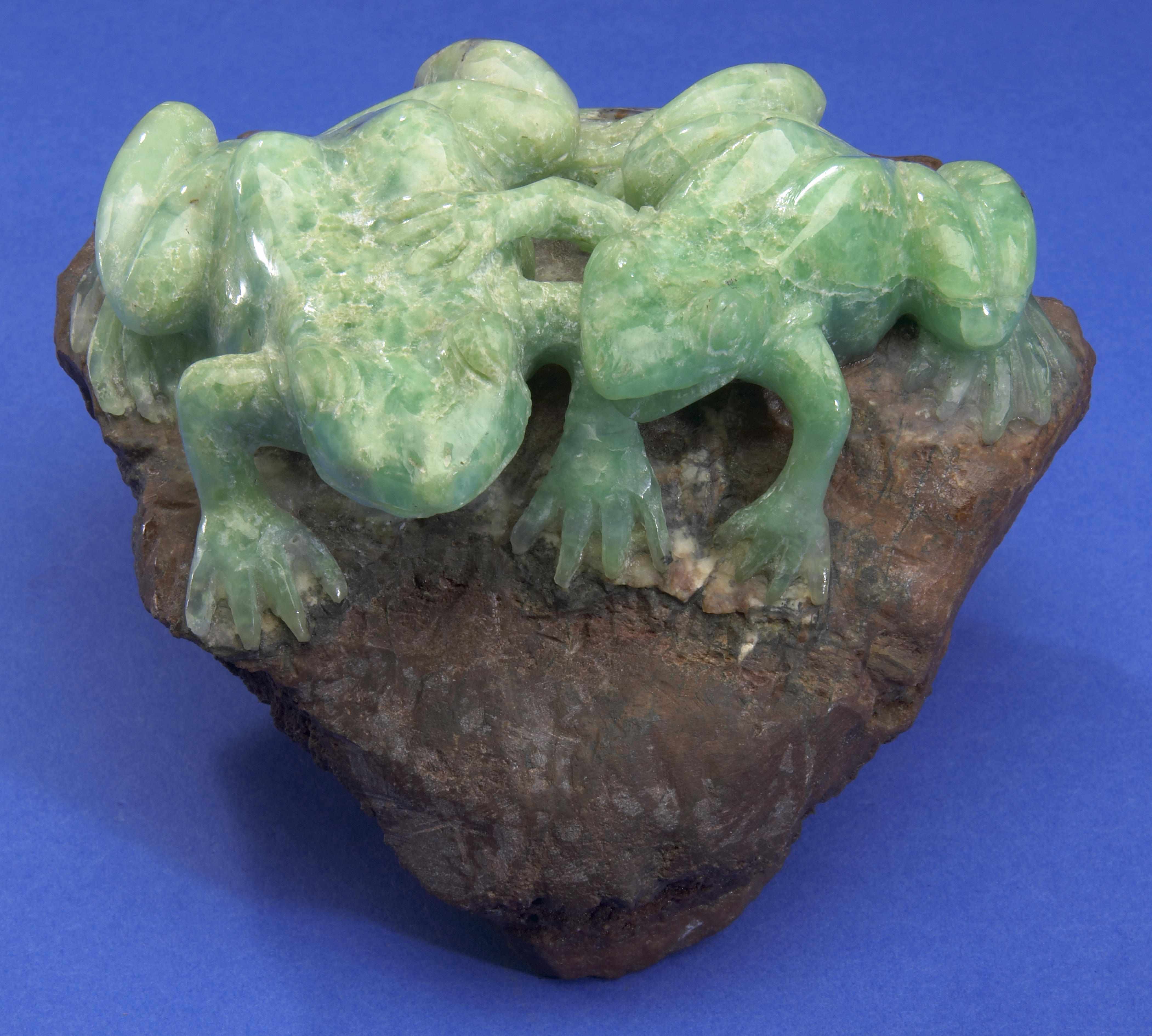 Appraisal: Natural History Chrysoprase Carving of Two Frogs AustraliaUsing the green