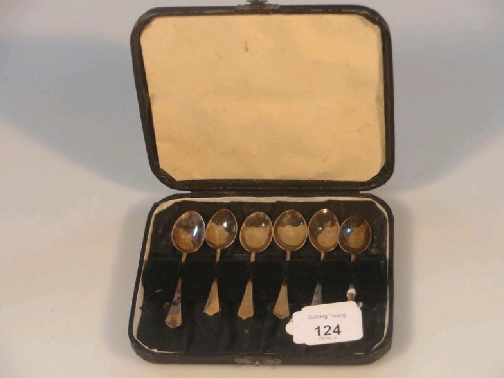 Appraisal: A set of six George VI silver coffee spoons Sheffield