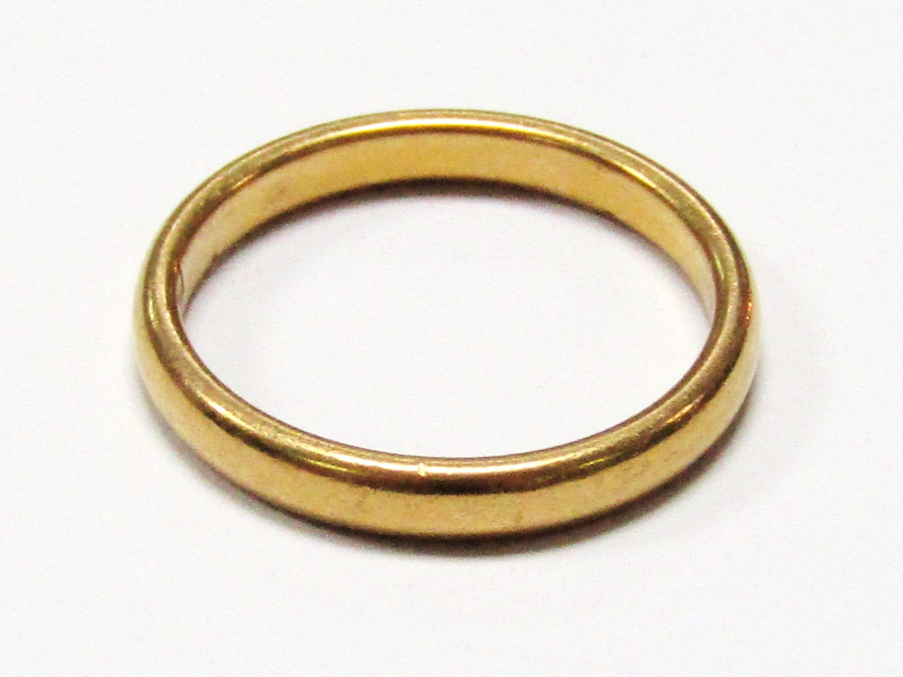 Appraisal: A ct gold wedding band size N g