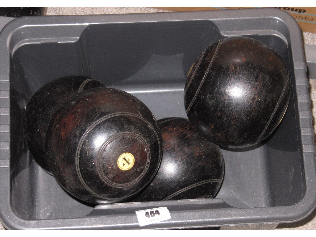 Appraisal: Set of lawn bowls