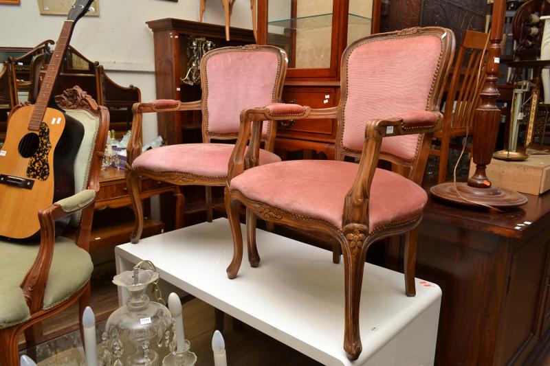 Appraisal: A PAIR OF FRENCH STYLE PINK UPHOLSTERED ARMCHAIRS A PAIR