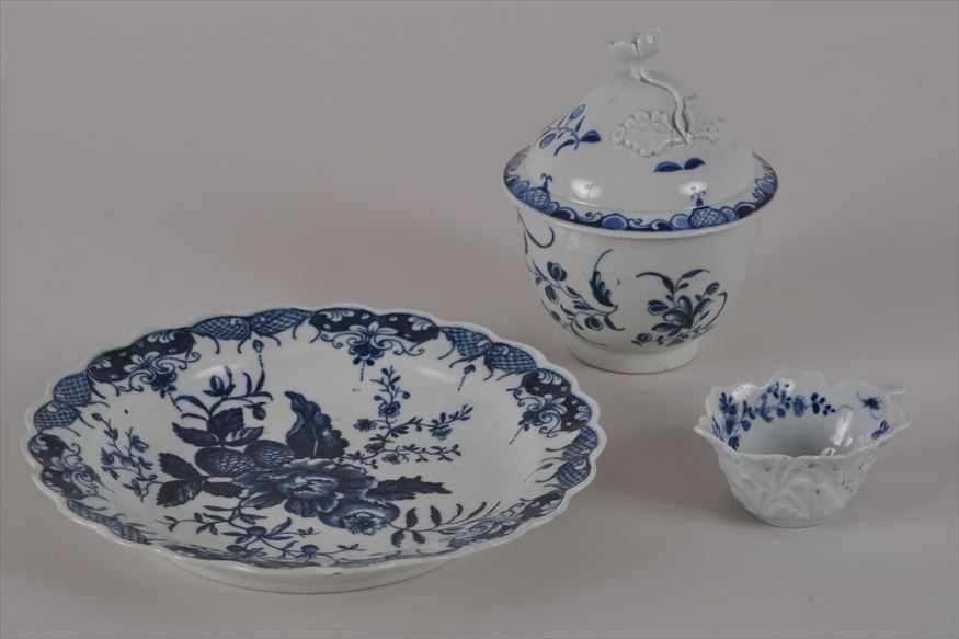 Appraisal: ASSORTED ENGLISH PORCELAIN Including a Bow blue and white leaf-molded