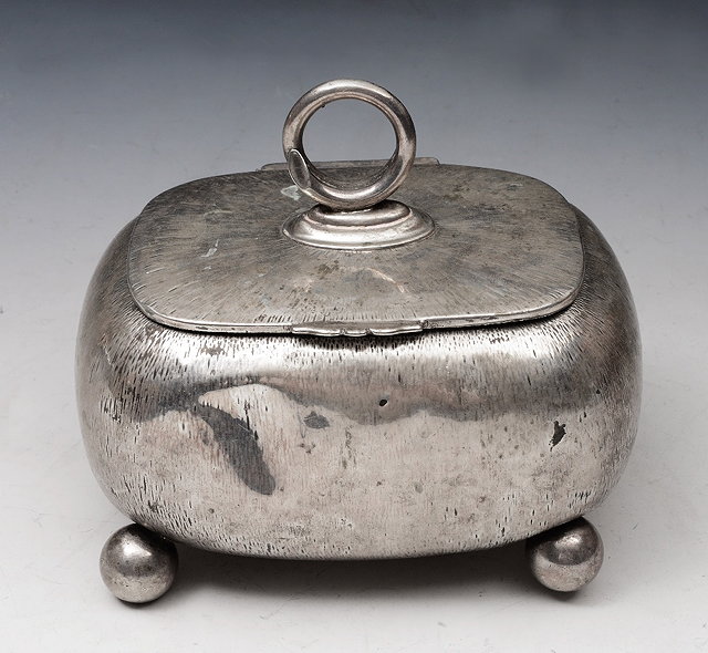 Appraisal: AN GRADE SILVER CUSHION SHAPED BOX of a textured finish