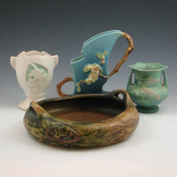 Appraisal: Group of four pieces of Roseville including an Apple Blossom