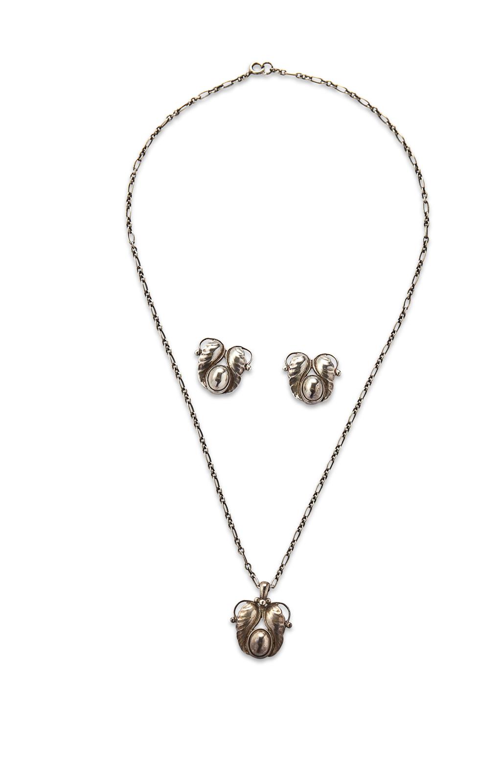 Appraisal: GEORG JENSEN - A Heritage necklace and earrings set 'HERITAGE'