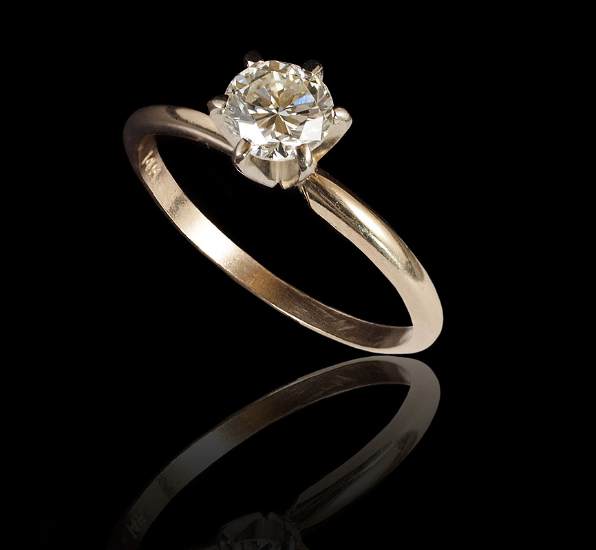 Appraisal: K TIFFANY STYLED DIAMOND SOLITAIRE ENGAGEMENT RING K yellow gold