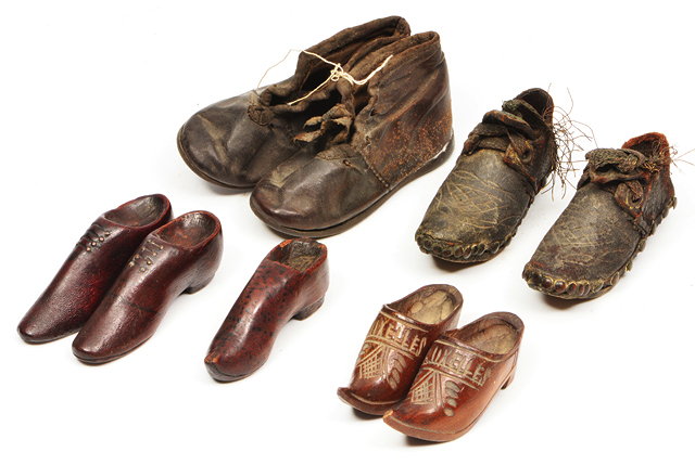 Appraisal: TWO PAIRS OF ANTIQUE MINIATURE TREEN SHOES two pairs of