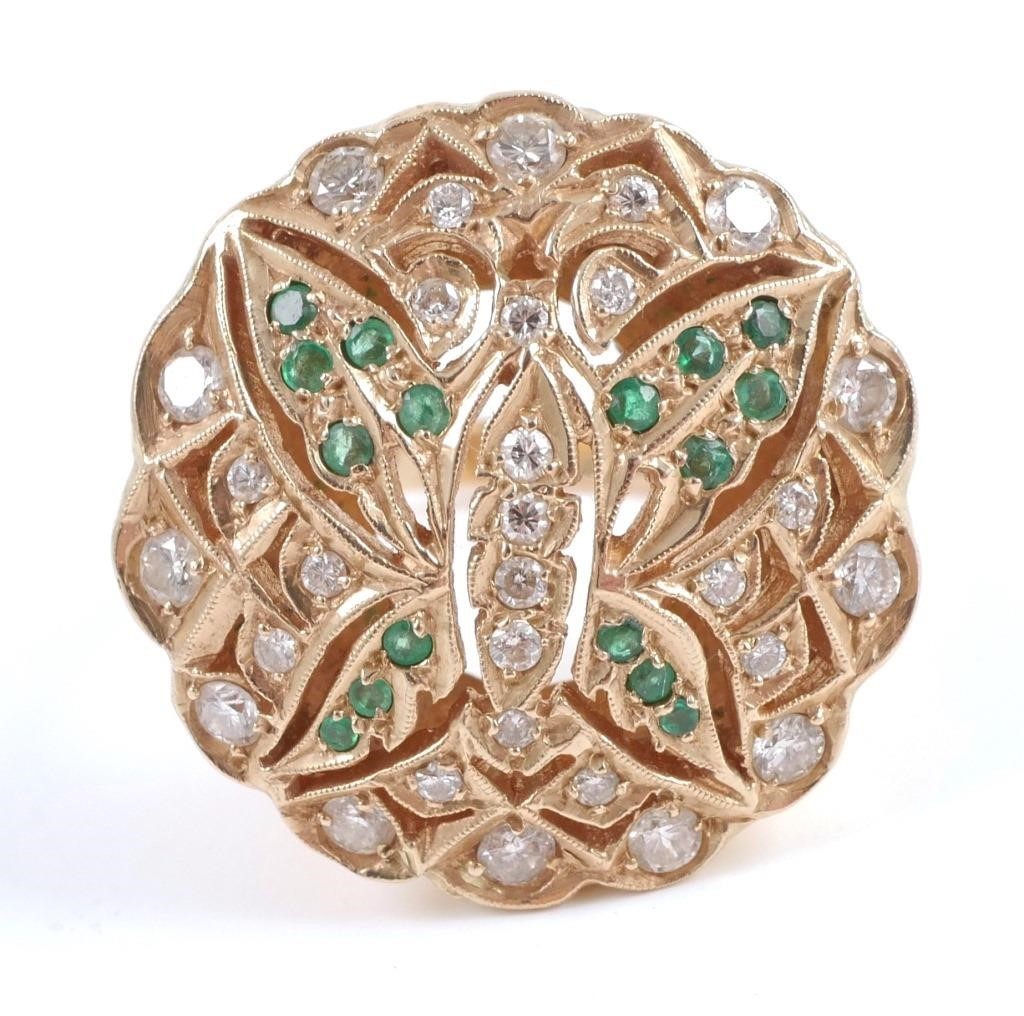 Appraisal: K yellow gold ring contains round brilliant cut diamonds Ct