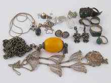 Appraisal: A mixed lot of white metal tests silver jewellery including