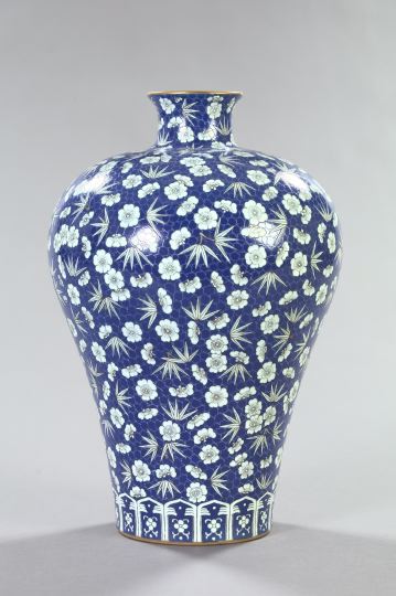 Appraisal: Large Ch'ien-Lung Blue-and-White Porcelain Vase fourth quarter th century of