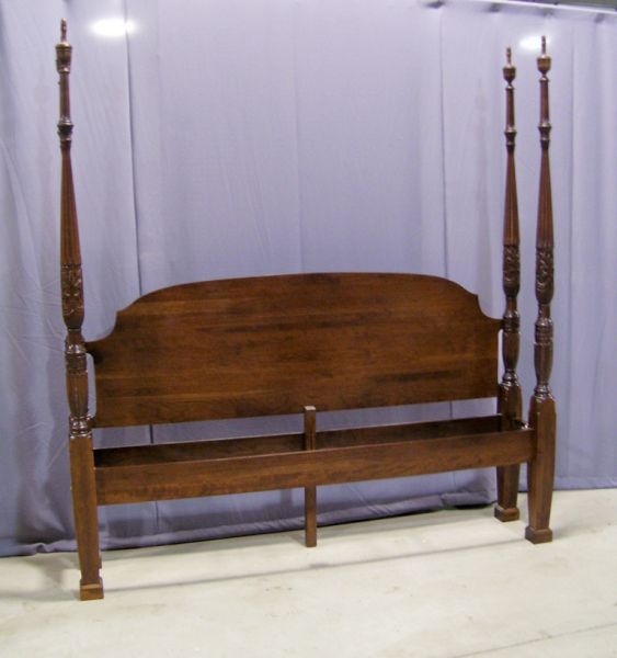 Appraisal: King Size Federal Style Poster Bed Mahogany carved poster bed