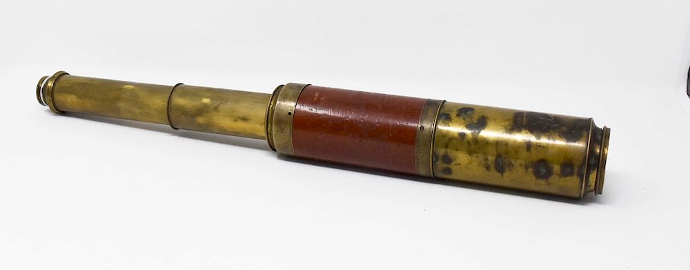 Appraisal: Early Brass and Mahogany Telescope Early Brass and Mahogany Telescope