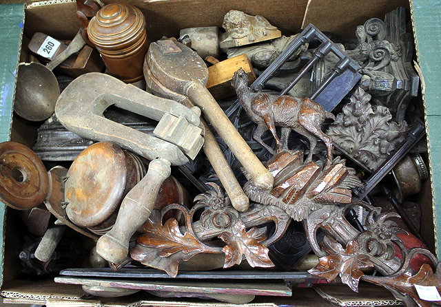 Appraisal: A BOX OF VARIOUS MISCELLANEOUS TREEN to include a cuckoo