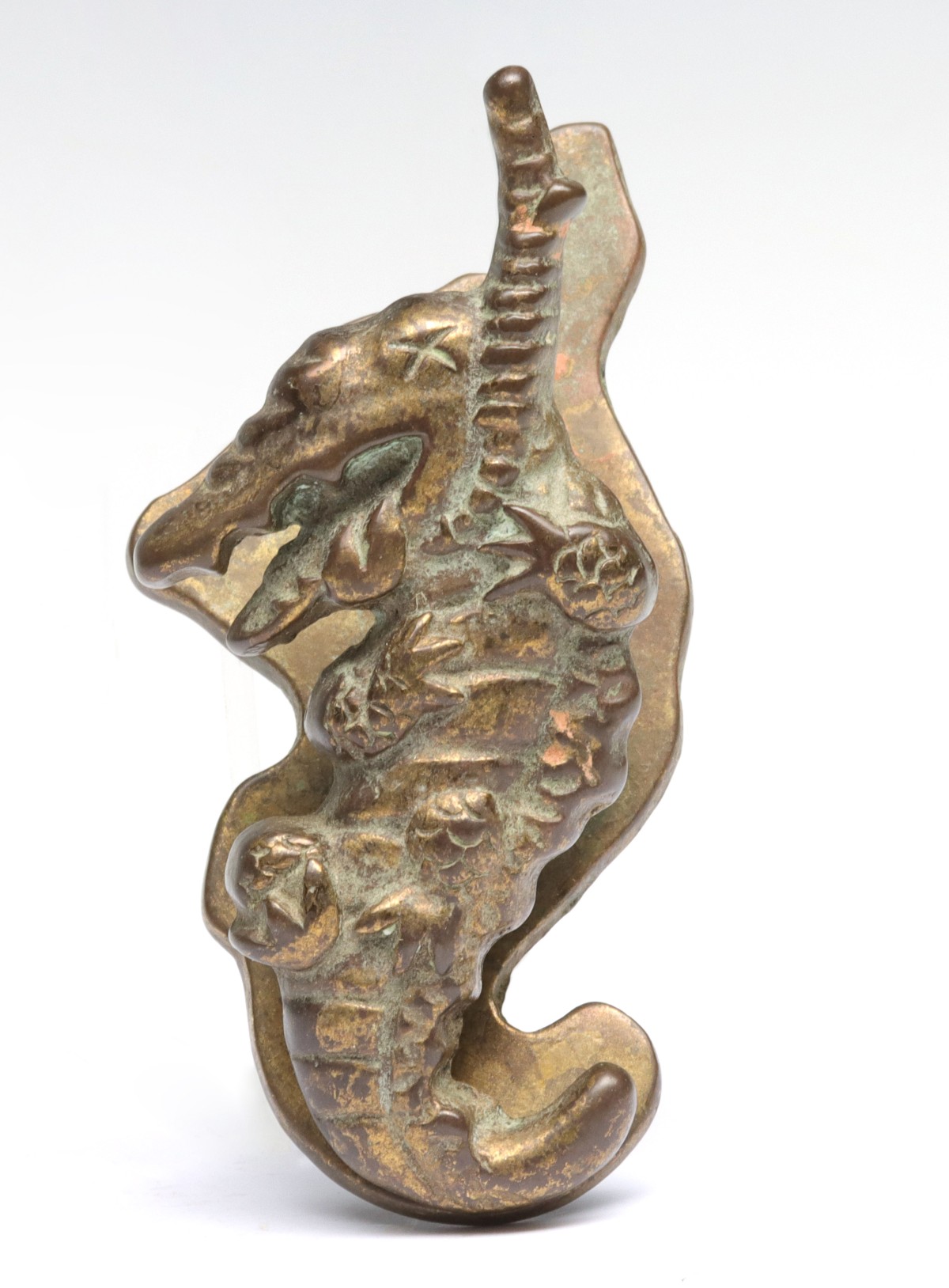 Appraisal: A CAST BRASS SLAIN ALLIGATOR LETTER CLIP - The curious