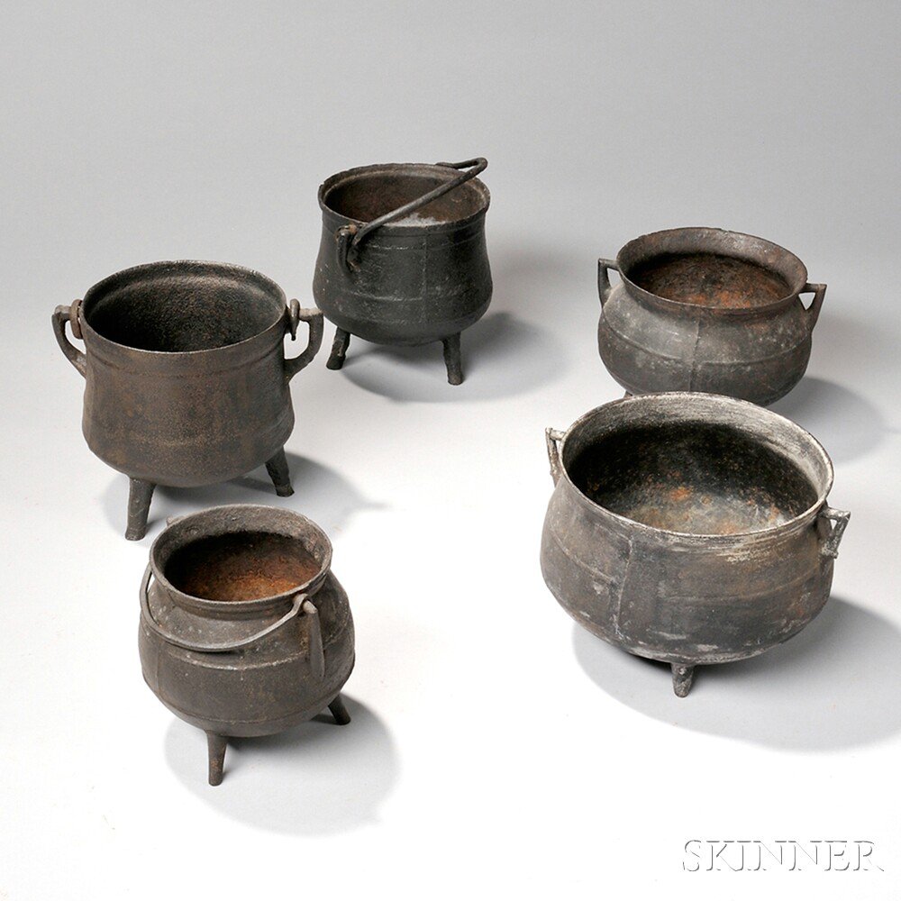 Appraisal: Five Small Cast Iron Pots America th early th century