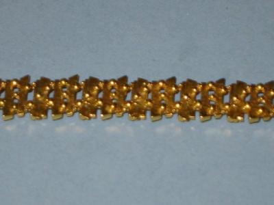 Appraisal: A CT GOLD BRACELET the stylized bark effect links with