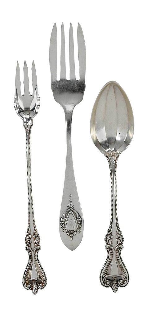 Appraisal: Pieces Sterling Flatware American th century including pieces Towle Old