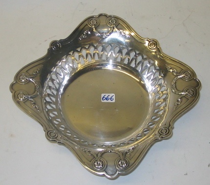 Appraisal: A GERMAN FINE STERLING SILVER BOWL having engraved garlands of