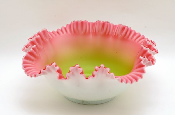 Appraisal: Victorian satin glass bowl body with white exterior and chartreuse