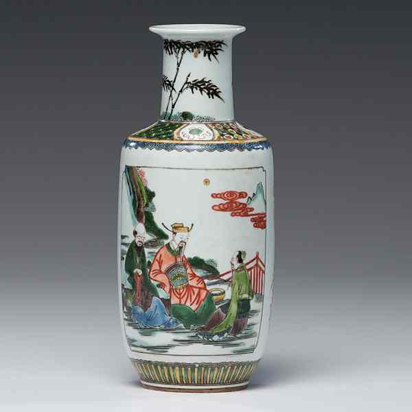 Appraisal: Chinese Porcelain Vase Chinese th century a porcelain vase with