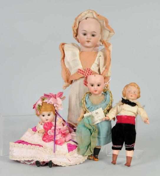 Appraisal: Lot of Bisque Head Dolls Description Recknagle with glass eyes