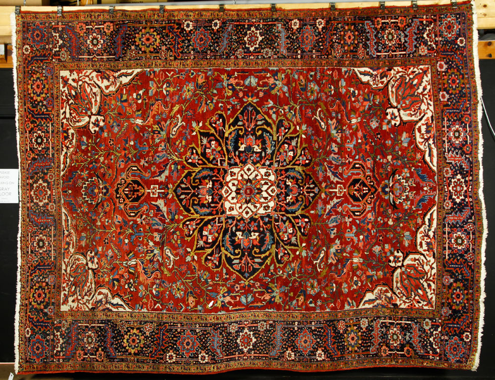 Appraisal: - th C Heriz Rug th century Heriz rug '