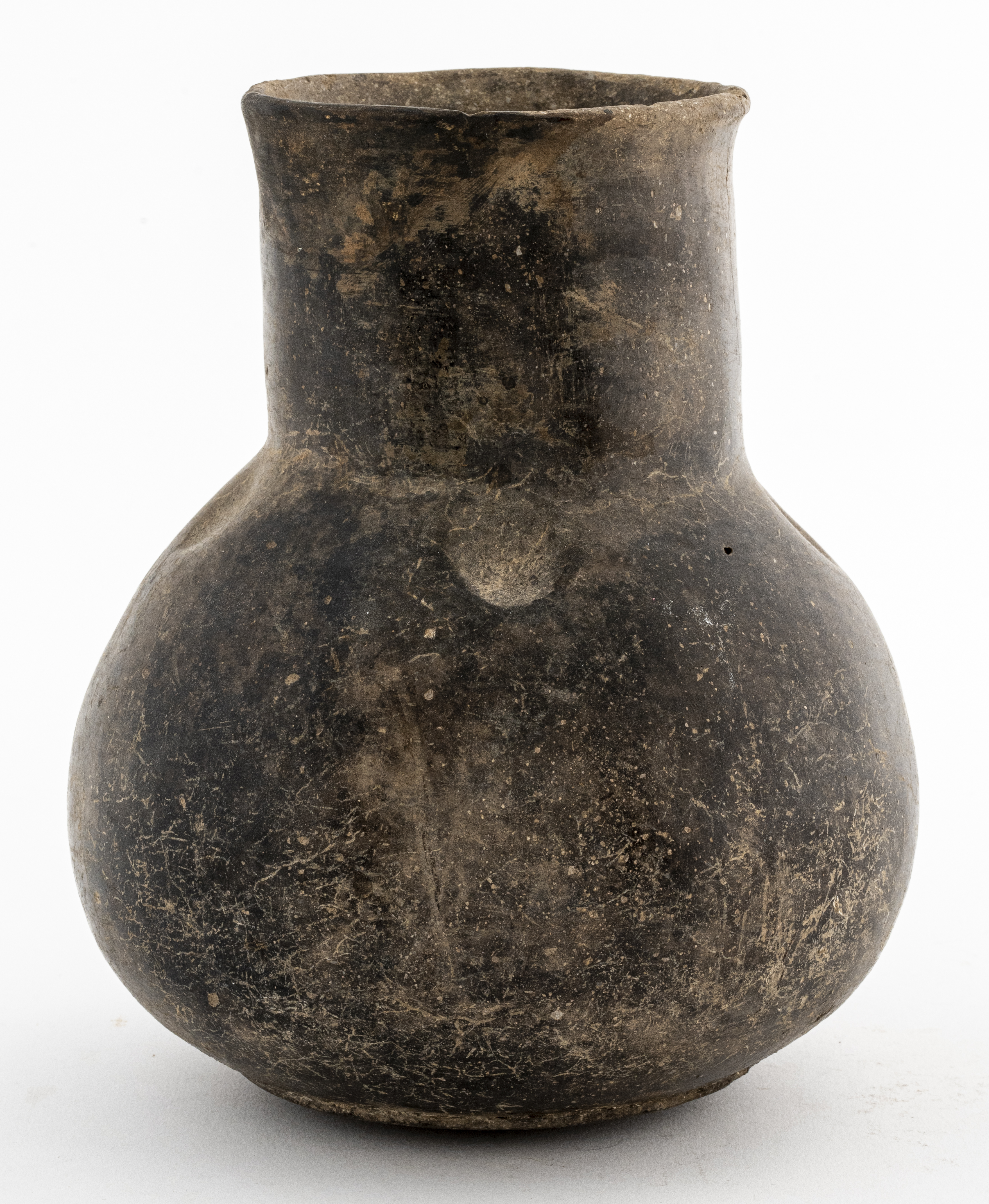 Appraisal: MISSISSIPPIAN POTTERY VESSEL Mississippian pottery vessel from Big Eddy Saint