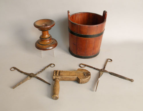 Appraisal: Miscellaneous country items th c to include water bucket ember