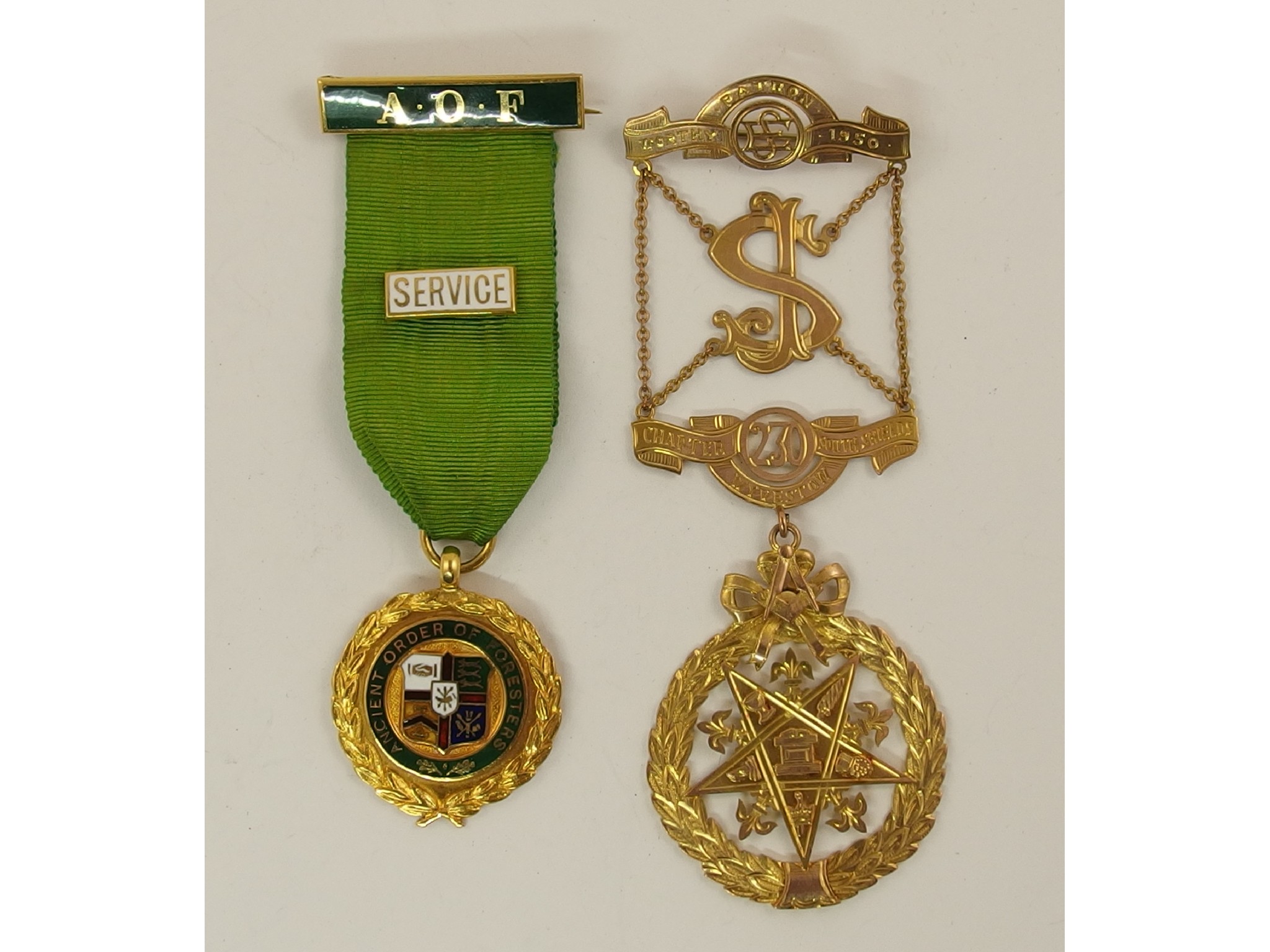 Appraisal: A ct Masonic medal together with a ct Ancient Order