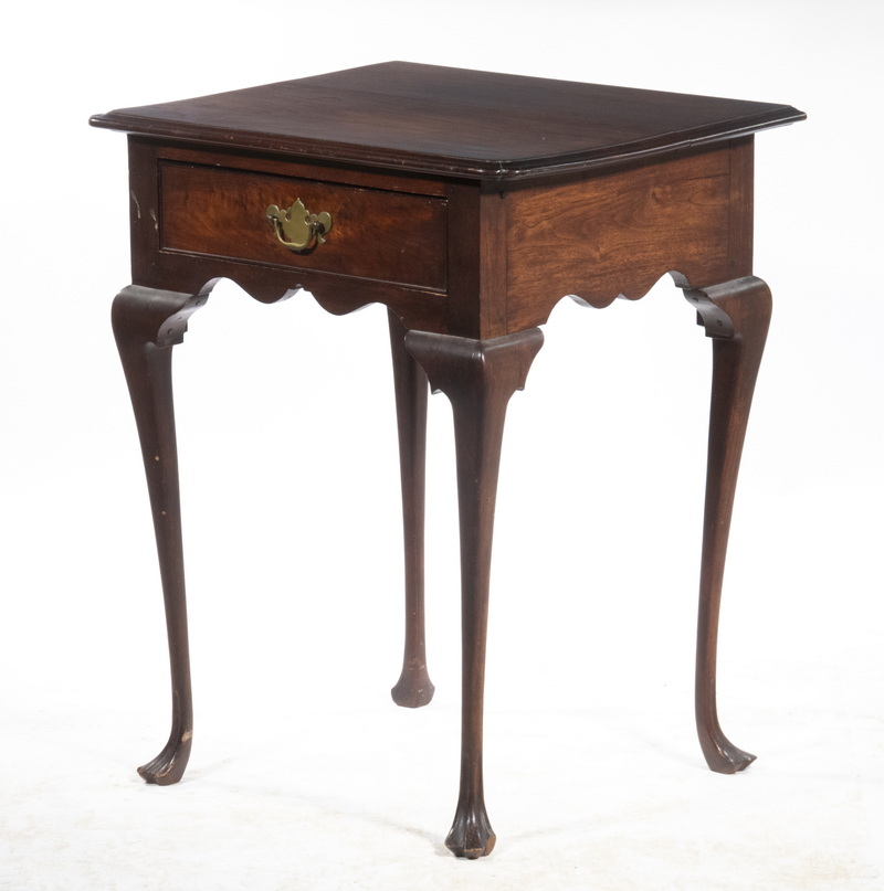 Appraisal: WALNUT ONE-DRAWER STAND th c Queen Anne Style Walnut Stand