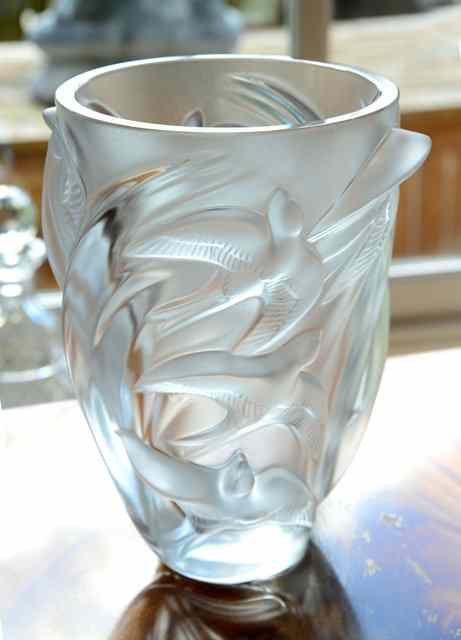 Appraisal: A CONTEMPORARY LALIQUE VASE of tapering form decorated with swallows