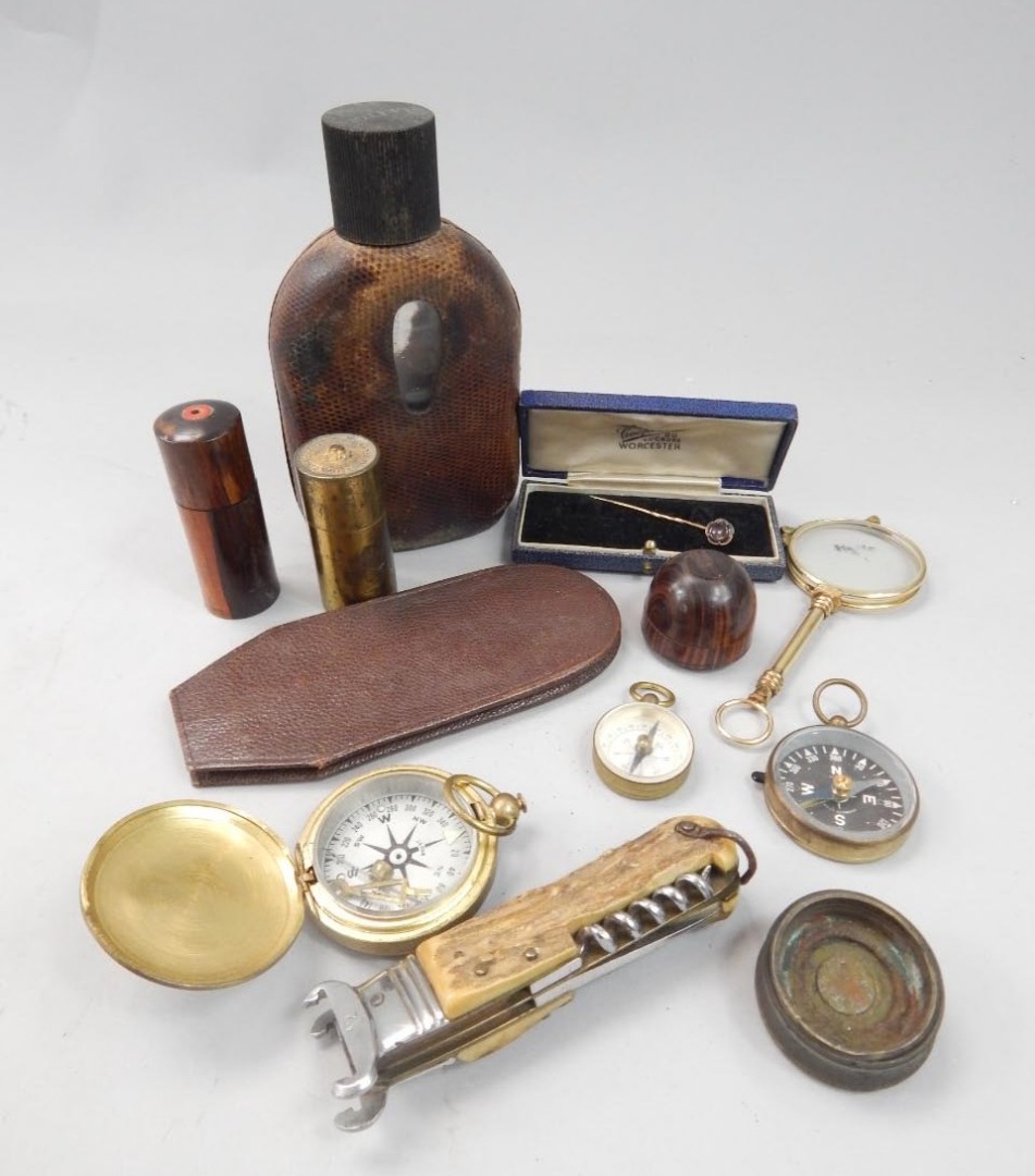 Appraisal: Miscellaneous thC and later items to include three compasses pen