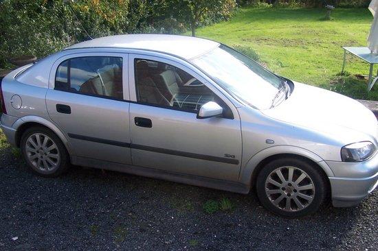 Appraisal: A Vauxhall Astra five door motor car recorded mileage Registration