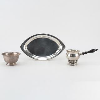 Appraisal: Grouping of Three Sterling Server Tableware Grouping of Three Sterling