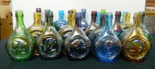 Appraisal: Wheaton commemorative bottles Wheaton commemorative bottles including Doublas A MacArthur