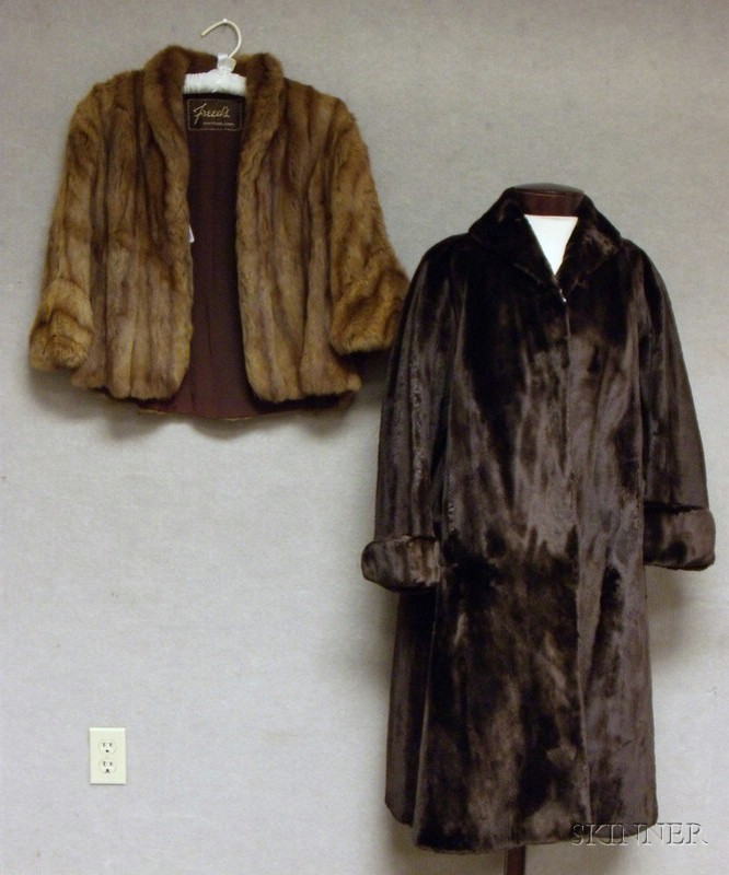 Appraisal: Two Vintage Furs both retailed by Freed's Hartford Connecticut including