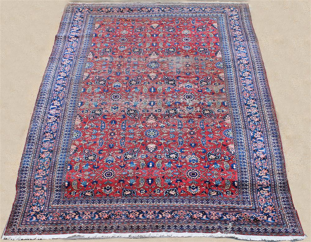 Appraisal: LARGE PERSIAN SULTANABAD WOOL RUG floral intertwining design with interconnecting