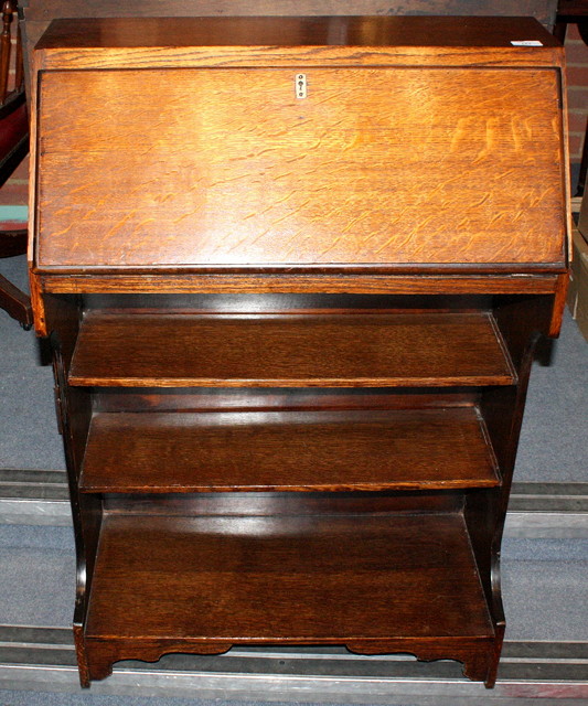 Appraisal: A 'S OAK BUREAU with fitted interior enclosed by a