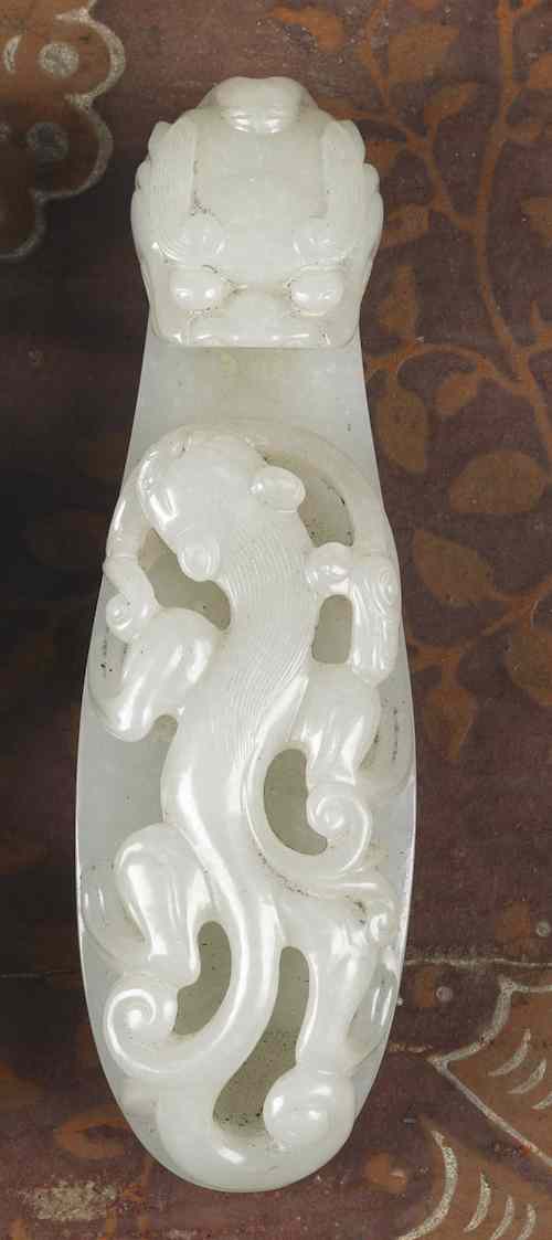 Appraisal: Chinese carved jade buckle l